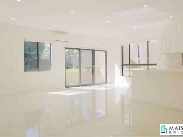 Rental! 21A Tilley Street, Dundas Valley Townhouse for rent L.