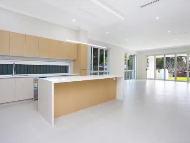 Deal! 21A Faulkner Street, Old Toongabbie Townhouse for rent.