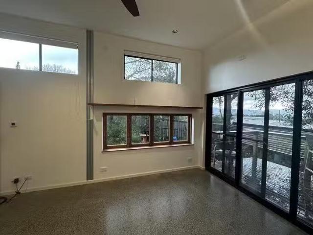 Cheap 21A Lawarra Street, Port Kembla, NSW 2505