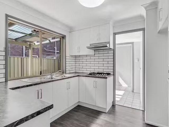 Charming 2/21 Kenric Street, Toowoomba City, QLD 4350