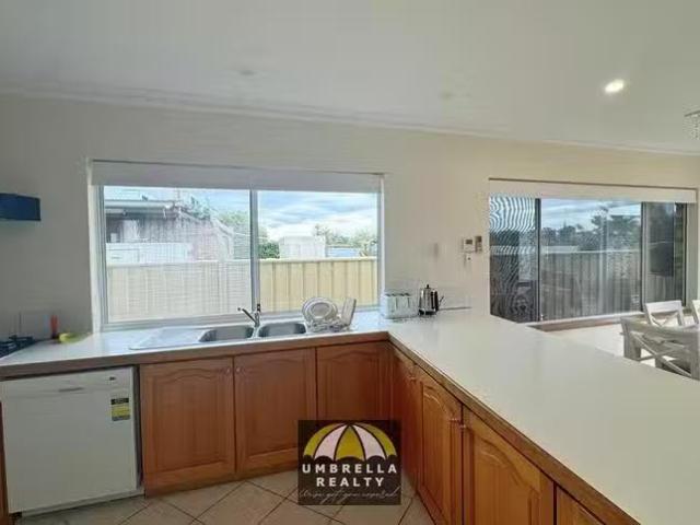 Deal! 2/25 Austral Parade, East Bunbury, WA 6230