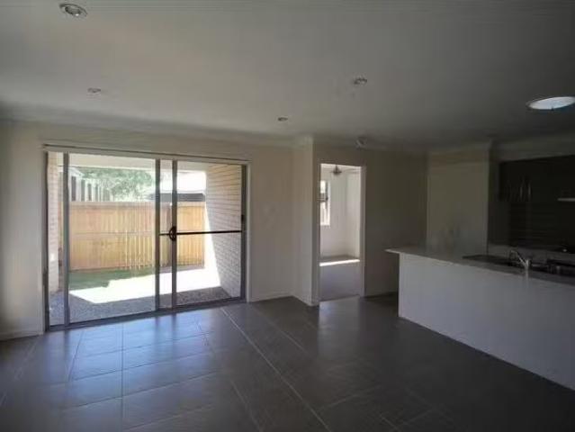 Charming 2/25 Parkview Drive, Glenvale, QLD 4350