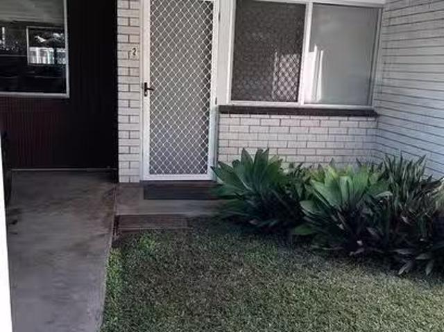 Charming 2/292 Bridge Road, West Mackay, QLD 4740