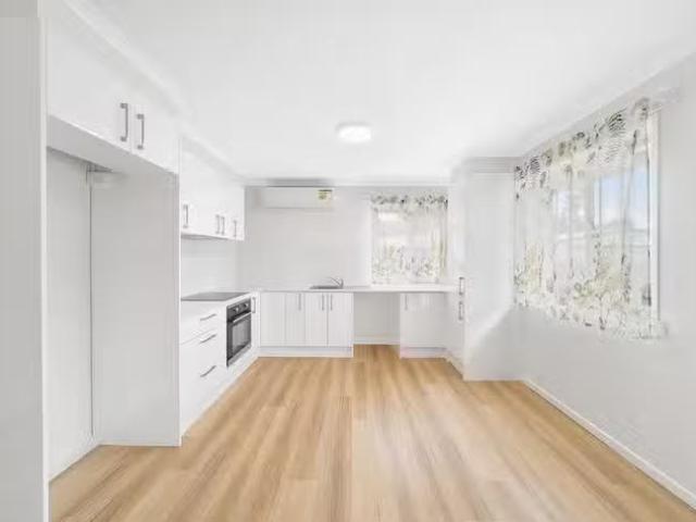Unique 2/29 Kempster Street, Sandgate, QLD 4017