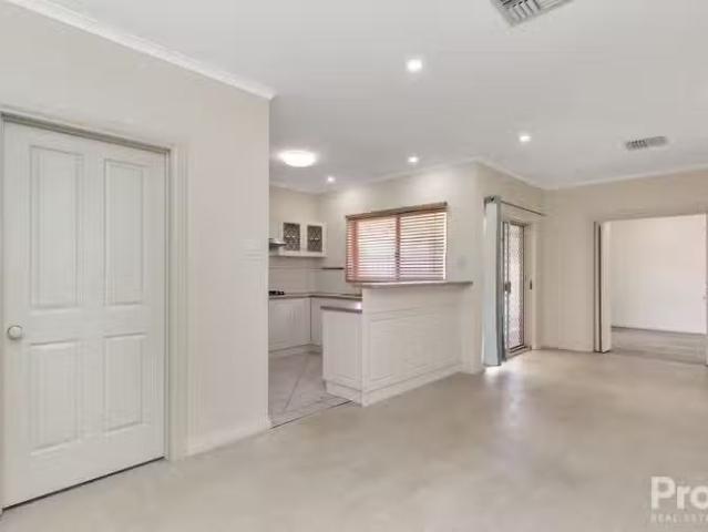 Cozy 2/29 Scarborough Street, Somerton Park SA 5044