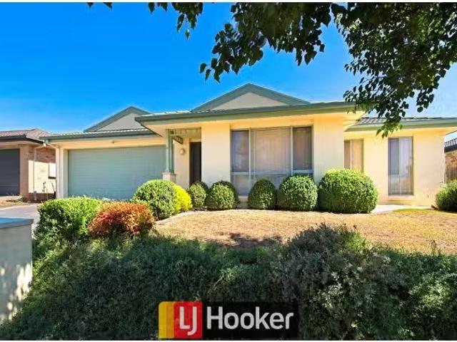 Deal! 22 Margany Close, NGUNNAWAL House for rent Listed by Ja.