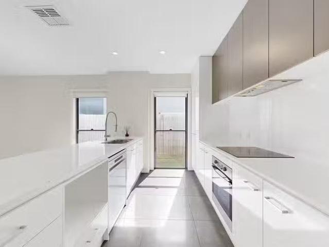 Cheap 22 Meath Crescent, Nudgee, QLD 4014