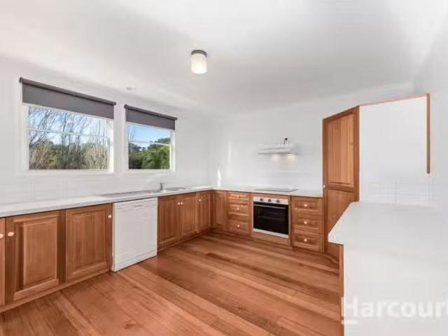 Unique 22 Gunn Parade, LOW HEAD, TAS 7253 House for Rent