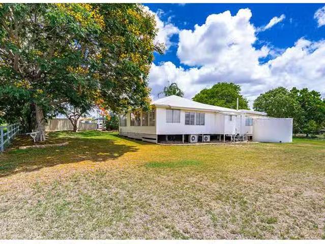 For Rent! 22 Hall Road, Gracemere, QLD 4702