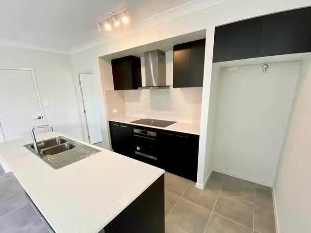 Charming 22 Serene Court, Bray Park, QLD 4500