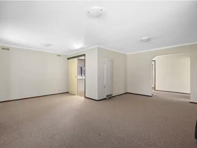 New 22 Tabletop Court, Thurgoona House for rent Listed by Ren.