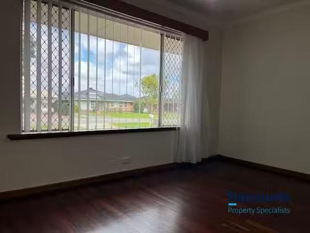Charming 22 Yeeda Street, RIVERTON, WA 6148 House for Rent