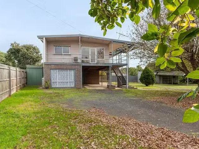 Unique 22 24 Highland Avenue, Cowes, VIC 3922