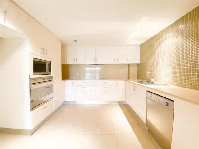 For Rent! 2/2 6 Government Road, NELSON BAY House for rent Li.