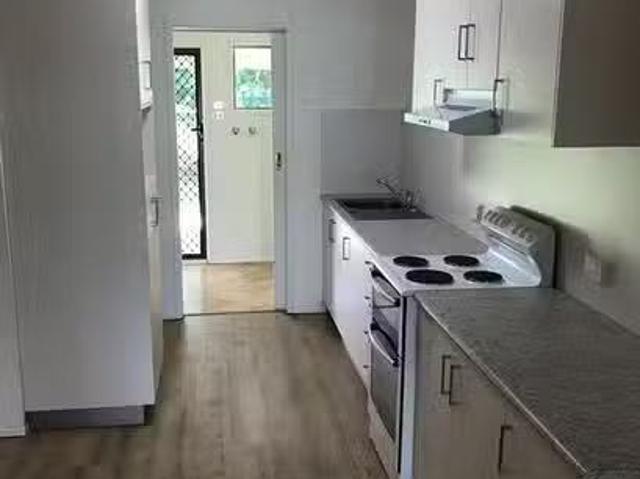 Cozy 2/30 Loudon Street, Mount Pleasant, QLD 4740
