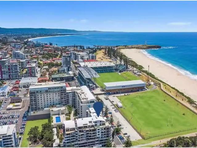 Nice 23/4 Bank St, Wollongong Apartment for rent Listed by Li.
