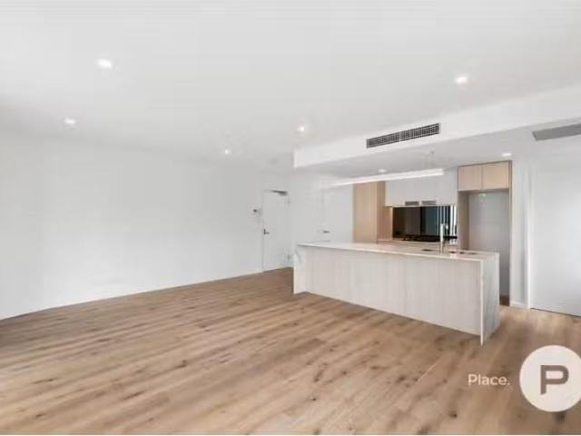 Charming 237/31 Tallowwood Street, Seven Hills Apartment for r.