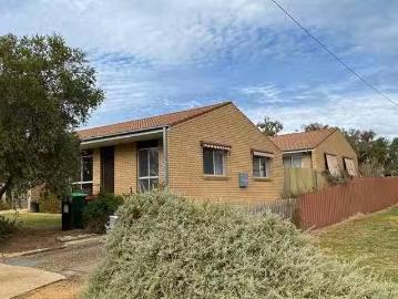 Nice 2/38 Smith Street, Harden, NSW 2587