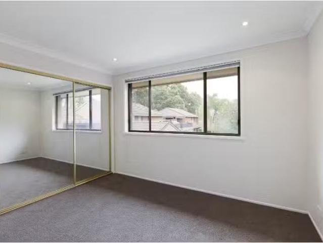 Charming 23/9 Busaco Road, Marsfield Apartment for rent Liste.