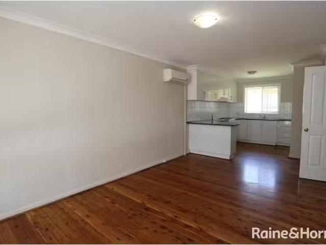 Deal! 2/3 Joyes Place, TOLLAND Apartment for rent Listed by K.