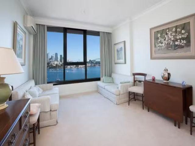 Rental! 23 Thornton Street, Darling Point Apartment for rent.