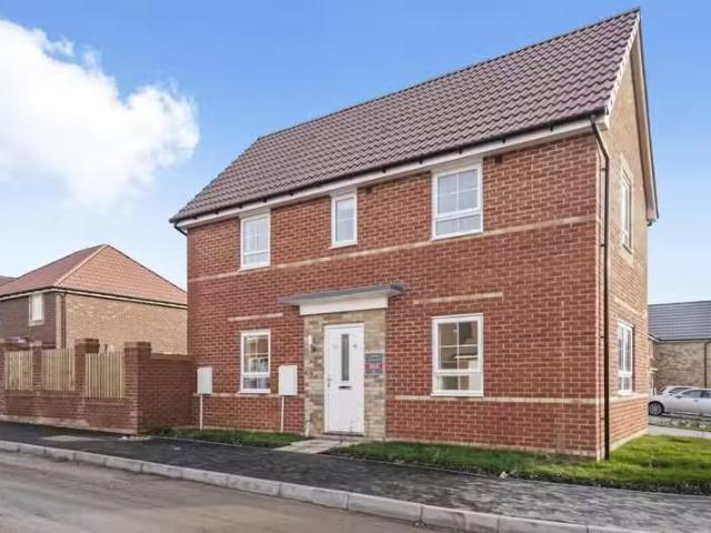 Cozy 2 BA 3 bedroom detached house for rent in The Gaits, BD2