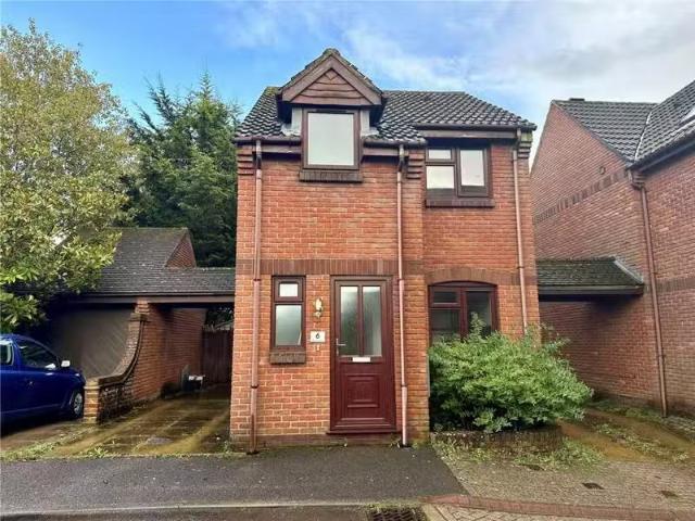 Unique 2 BA 2 bedroom link detached house for rent in Bishop C.