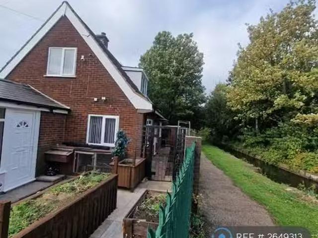 Unique 2 BA 4 bedroom detached house for rent in Wharton Stree.