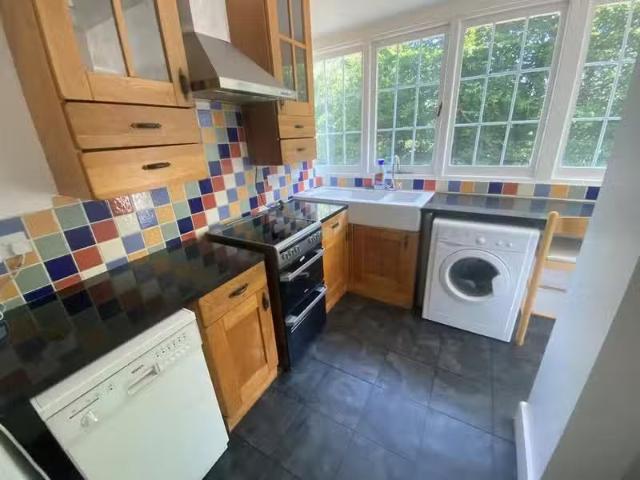 Just in! 2 bedroom end of terrace house for rent in Hill Cotta.
