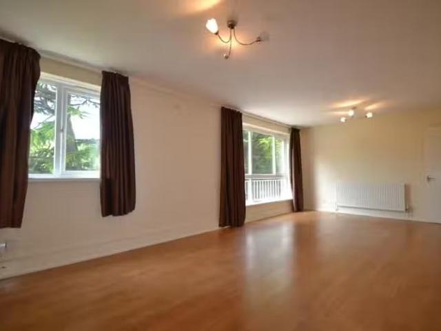 Nice 2 bedroom flat for rent in Niall Close, Birmingham, West.