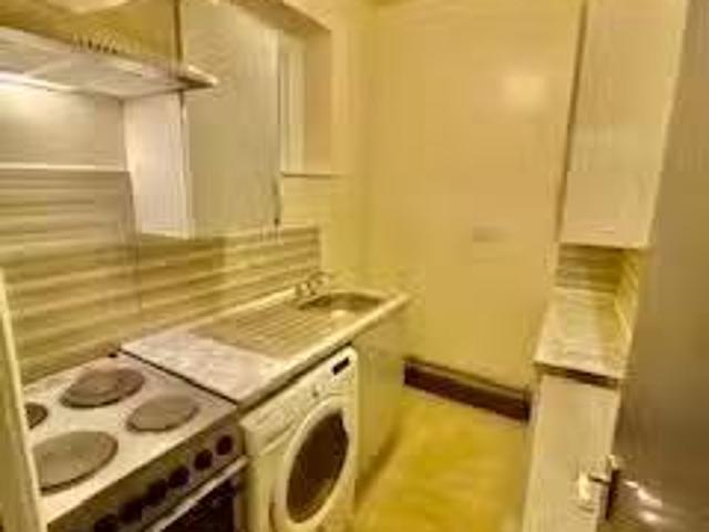 Nice 2 bedroom flat for rent in Ladypool Road, Birmingham, B12