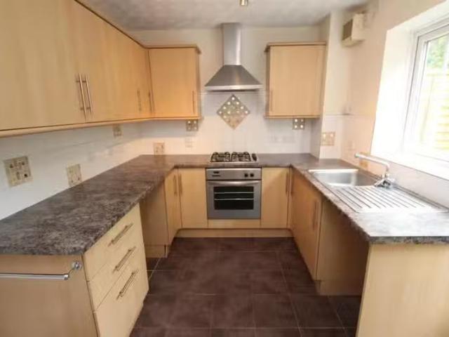 New 2 bedroom property for rent in Abbey Close, Parklands, Bro.
