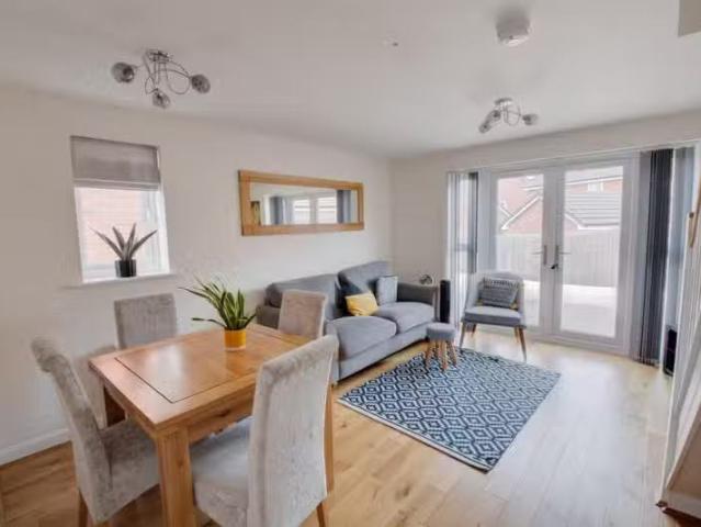 For Rent! 2 bedroom semi detached house for rent in Furnival D.