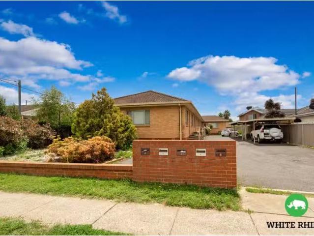 Cozy 2 BR 1/11 Morton Street, Queanbeyan Apartment for rent L.