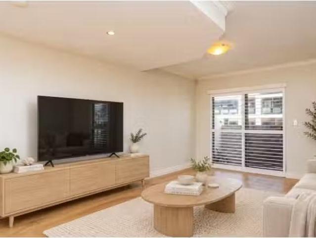 Charming 2 BR 1/11 Waterloo Street, Narrabeen Townhouse for re.