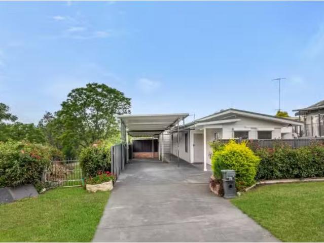 New 2 BR 12a Seventh Street, Warragamba House for rent Listed.