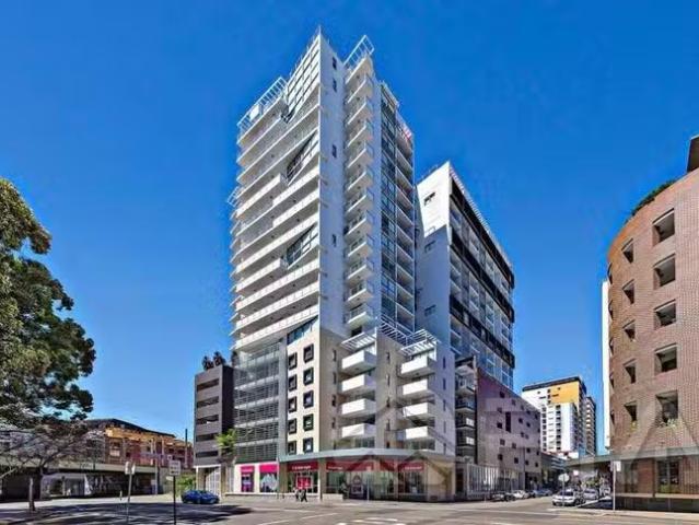 Cheap 2 BR 1305/36 Cowper Street, Parramatta, NSW 2150