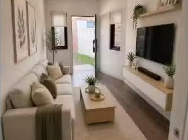 Unique 2 BR 13A Cressbrook Drive, Wattle Grove Apartment for r.