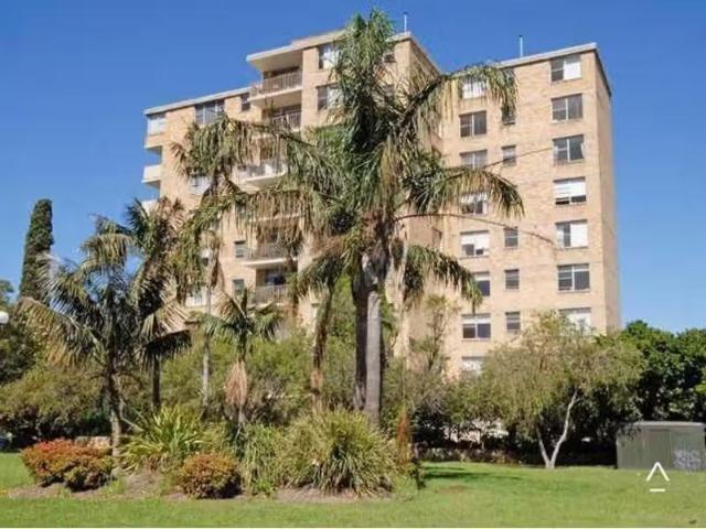 Just in! 2 BR 14/1 Cranbrook Avenue, CREMORNE Apartment for re.