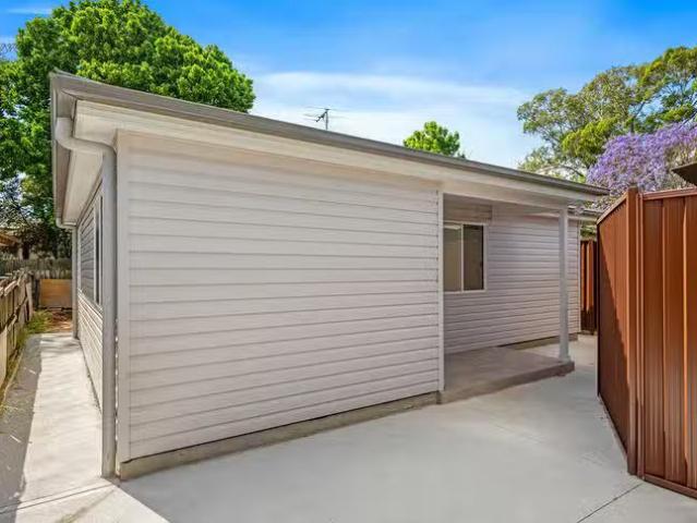 Deal! 2 BR 152A Samarai Road, Whalan, NSW 2770