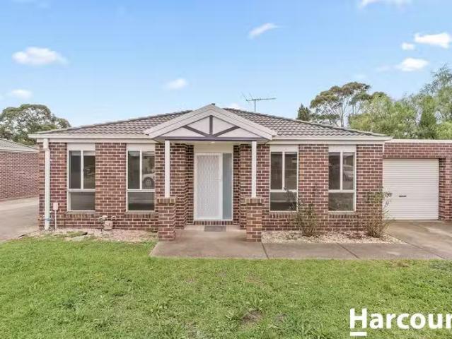 Deal! 2 BR 1/65 Macedon Street, HOPPERS CROSSING, VIC 3029 T.