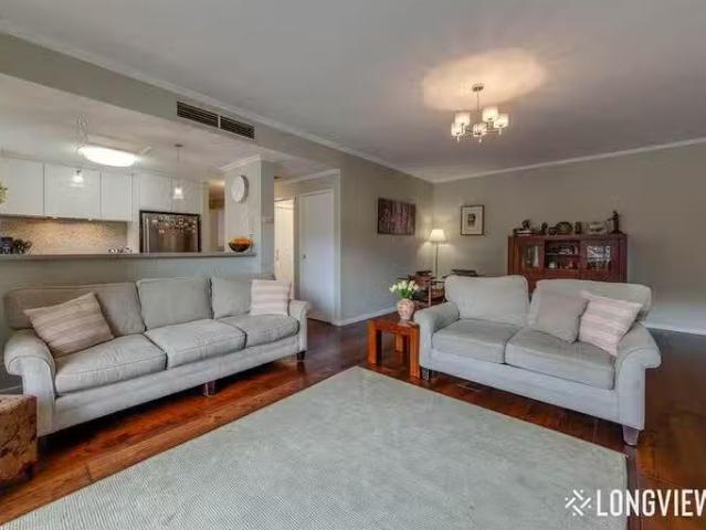 Unique 2 BR 16/88 Wells Street, Southbank, VIC 3006