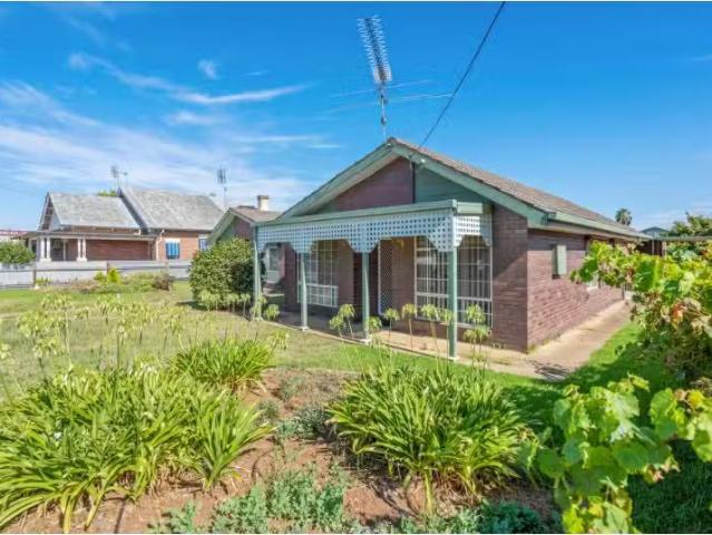 New 2 BR 1/93 95 Loftus St, Temora Apartment for rent Listed.