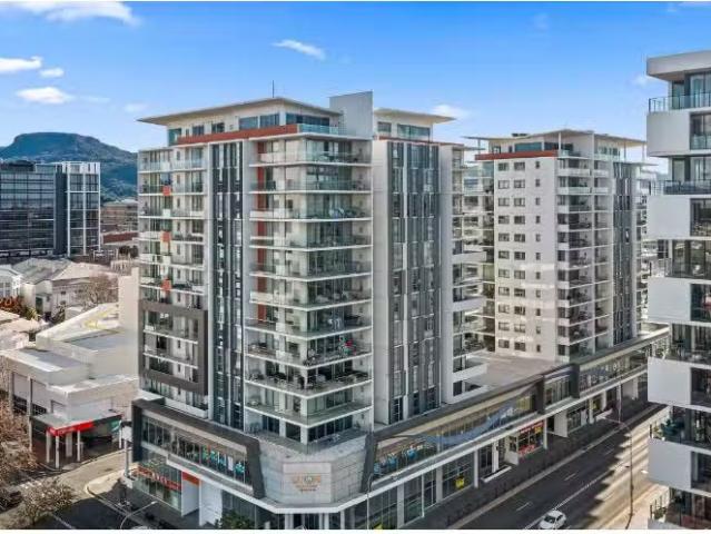 For Rent! 2 BR 204/30 Burelli Street, WOLLONGONG House for ren.