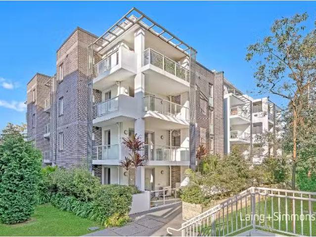 Just in! 2 BR 20/7 Fisher Avenue, Pennant Hills Apartment for.