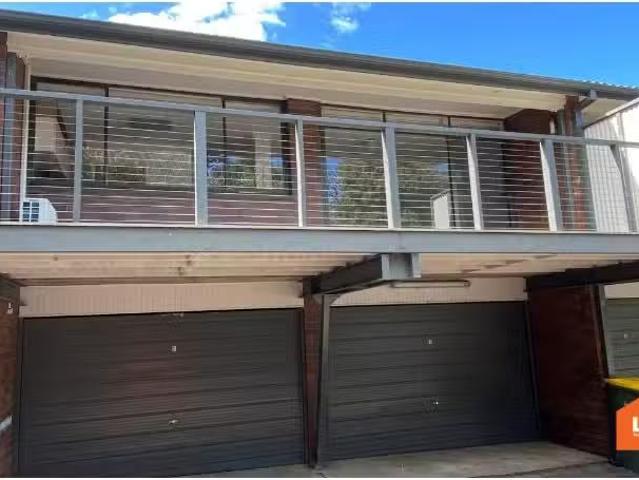 Nice 2 BR 2/1A Wrightson Avenue, Bar Beach Apartment for rent.