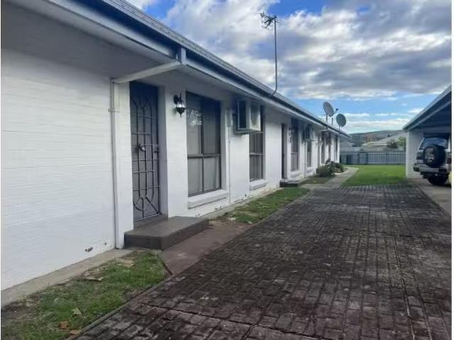 Deal! 2 BR 2/391 Urana Road, LAVINGTON Apartment for rent Lis.