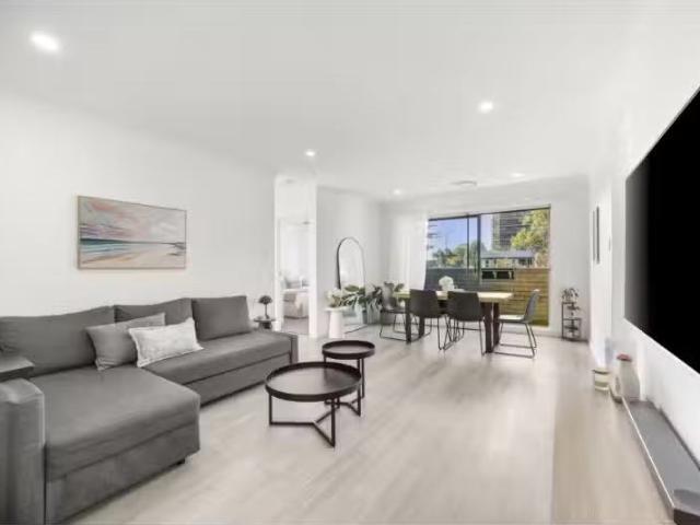 Charming 2 BR 24/2 4 Curtis Street, Caringbah Apartment for re.