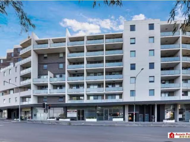 Deal! 2 BR 25/30 32 Woniora rd, Hurstville Apartment for rent.