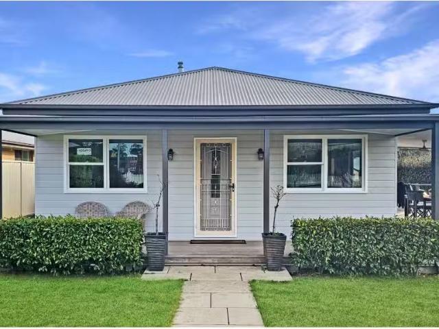Nice 2 BR 26 Lyell Street, MITTAGONG House for rent Listed by.